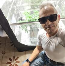 Due piante per l'ex agente Ossino: "Obbligato per curarmi"