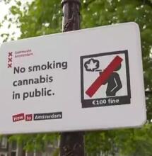 Amsterdam, vietato fumare Cannabis per strada