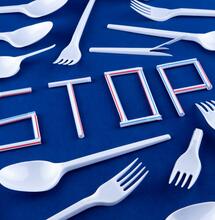 Bioplast z konopného proteinu – cesta z plastové krize?