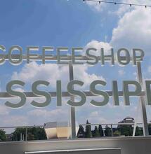 CDA wil coffeeshopboten Maastricht verplaatsen