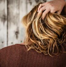 Kann Cannabis den Haarwuchs fördern? 