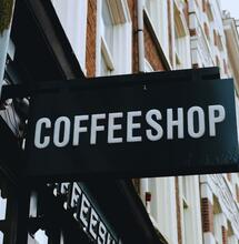 Coffeeshop – unikalne zjawisko w międzynarodowej kulturze konopnej