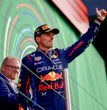 Max Verstappen F1 wereldkampioen in ‘extreme wietlucht’