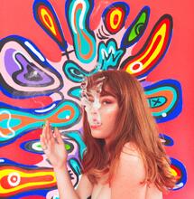 Arte e cannabis: la fotografa Emily Eizen sorprende il mondo