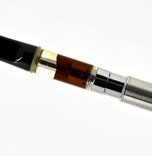 Des cannabinoïdes de synthèse vendus pour du CBD dans les cigarettes élctroniques