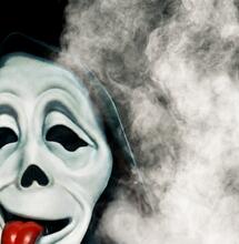 Torna Scary Movie e punta tutto sulla cannabis culture