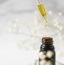 Cannabis Micro Dosing with THC and CBD Oil for Wellness and Focus