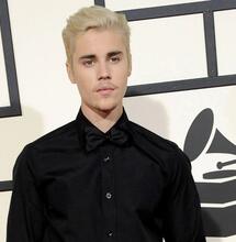 Justin Bieber fume de la marijuana au Colorado et enflamme les réseaux sociaux