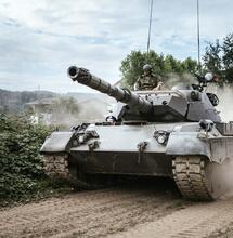 Konopí v armádě: Nesmysl? Ne tak úplně...