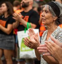 El poder de las farmas: del autocultivo medicinal al caso Maricarmen