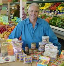 Regolare la cannabis come gli zucchini. Intervista a Richard Rose, pioniere dell'hemp food negli States