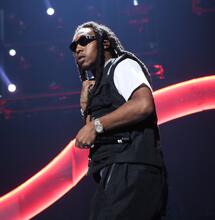 Omaggio al defunto rapper Takeoff