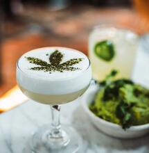 Receta para preparar tu propio licor de marihuana