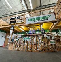 Greendoor: Ein Schweizer grüner Daumen an der deutschen Grenze