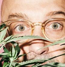 Bastianich investe nella cannabis e promette ricette stupefacenti