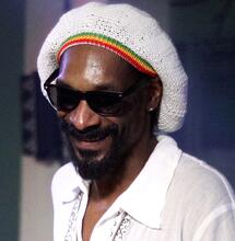 Snoop Dogg ouvre son premier magasin de cannabis à Los Angeles