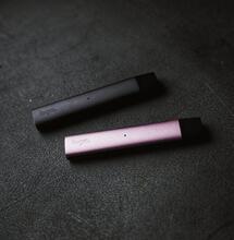 UK to Ban Disposable Vapes