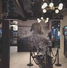 Xzibit opent wietwinkel in Los Angeles