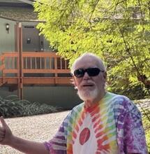 Zemřel legendární šlechtitel konopí David Watson