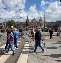 Debat toeristenverbod coffeeshops Amsterdam uitgesteld