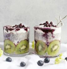 Hemp Seeds vs. Chia Seeds: Which Is Right for Your Diet? 