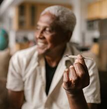 Study Finds No Link Between Cannabis and Dementia 