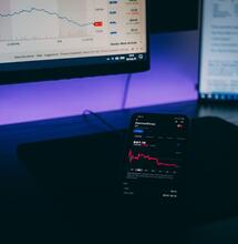 cannabis stocks to buy 2022.