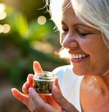Consumo de cannabis en mayores de 65 años