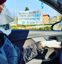 CBD per medici e infermieri impegnati contro il Covid19: la nobile iniziativa di Weedbase di Bergamo