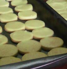 Receta: alfajor cannábico de maicena