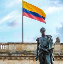 ¿Tiene futuro la marihuana con De La Espriella en Colombia?