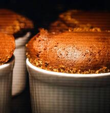 Despierta y Cocina: Deliciosa Space Cake de Marihuana al Estilo "de la Abuela"