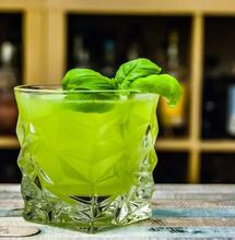 Learn how to prepare quick and easy THC drinks at home by using ready-made solutions such as cannabis tinctures or syrups that you can infuse in any beverage. 