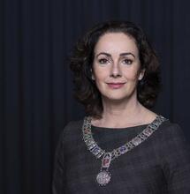 Halsema: coffeeshops deel criminele netwerken