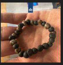 Hasj armband net niet gevangenis in gesmokkeld