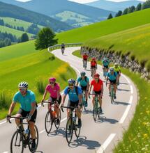 Ciclistas recorriendo Europa 