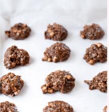 No-Bake, Get Baked, Choc and Peanut Cookies.