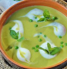 Ricetta del mese: zuppa verde alla cannabis