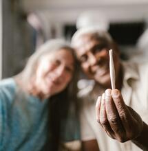 feeling high has a correlation with greater symptom relief, study, research, science