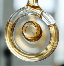 tubos en espiral procesando aceite