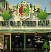 Thailandia: migliaia di dispensari devono convertirsi in cliniche entro tre anni