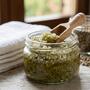 Canapa e Scrub Corpo: esfoliazione, nutrimento e il ruolo del CBD