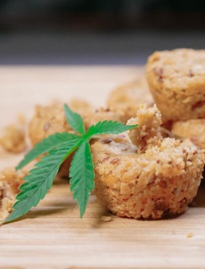 This recipe makes 72 delectable canna oil-infused cookies. The flavour is enhanced by bringing white miso into the mix. You get an enticing umami undertone 
