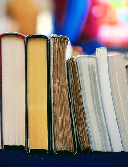 Fünf Bücher über Cannabis, die man unbedingt gelesen haben sollte.