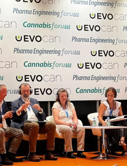 Mesa en el Cannabis Forum