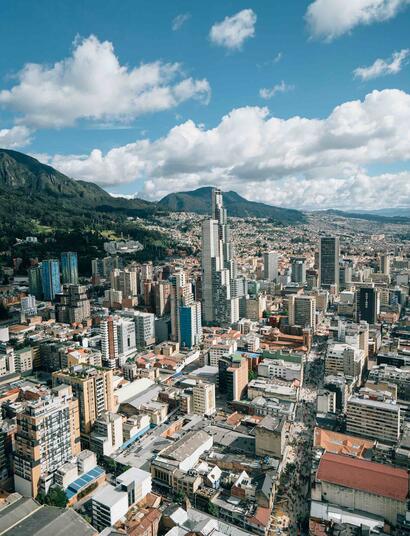 Gustavo Petro's questions the rationale behind enforcing prohibition in Colombia while marijuana is accepted in New York