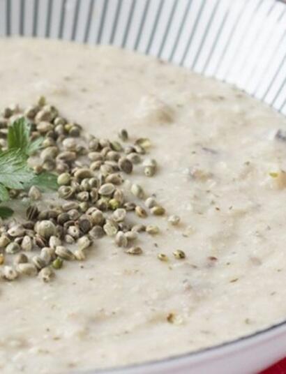 Zuppa di semi di canapa che si mangia a Natale
