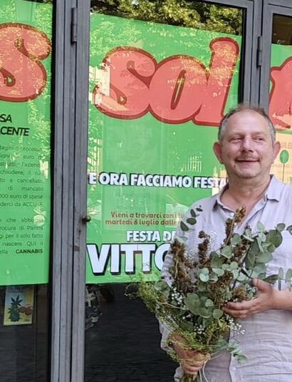 Cannabis leggera, assoluzione pesante: per Easyjoint il fatto non sussiste