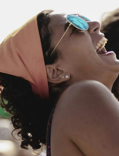 Proč jsou lidi po marihuaně vysmátí?