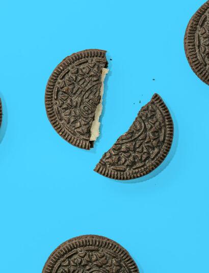 Výrobce sušenek Oreo bojuje proti pěstitelům konopí